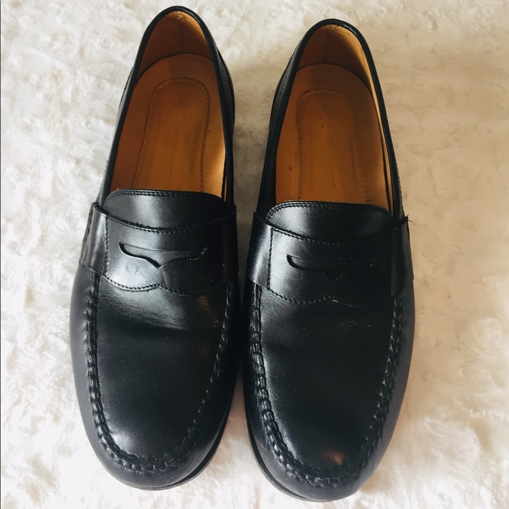 Rockport Shakespeare Black Loafers. 10 1/2 W.